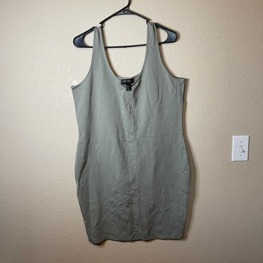 Forever 21 Plus Size Sleeveless Dress
